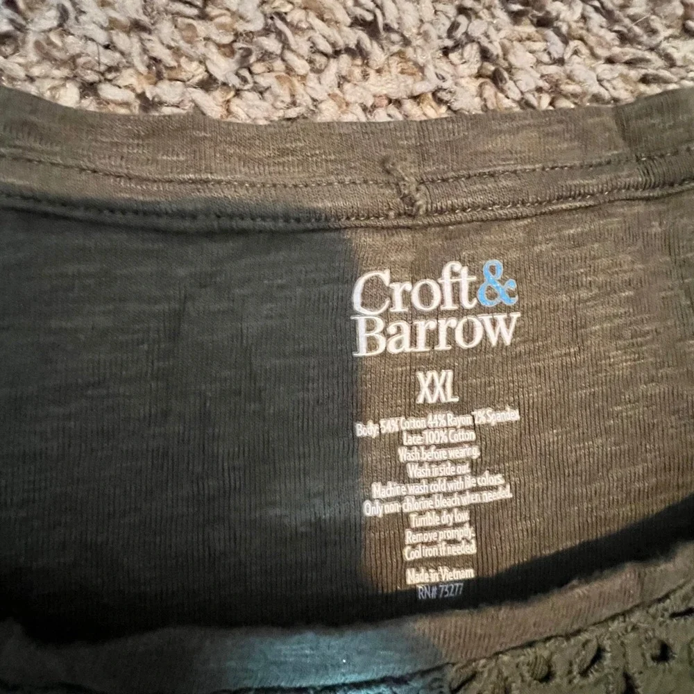 Croft & Barrow Womens XXL‎ Olive Green Eyelet Lace Yoke Short Sleeve Tee Shirt